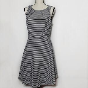Elle striped dress